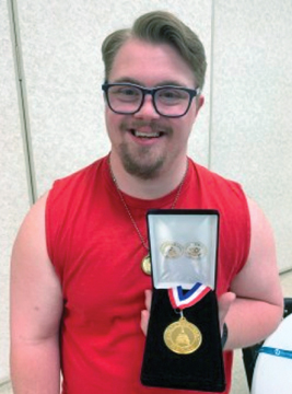 Lucas Fortwengler with his medal